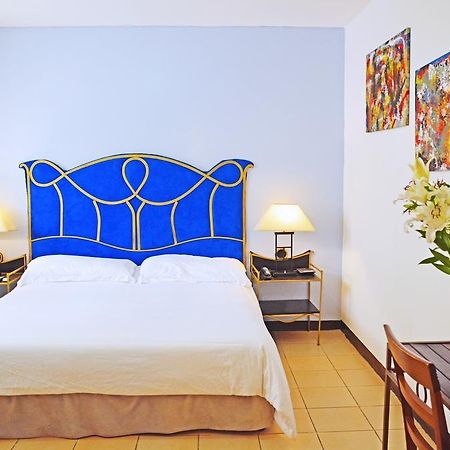 Hotel Angel Azul Managua Exterior photo