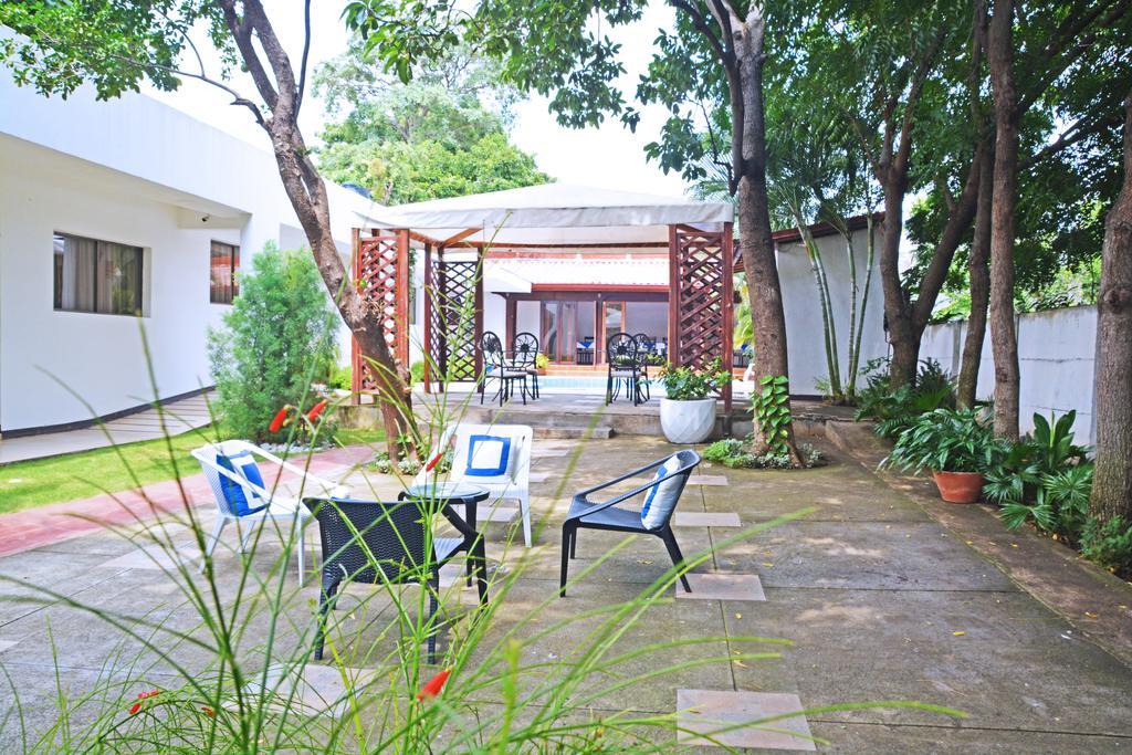 Hotel Angel Azul Managua Exterior photo